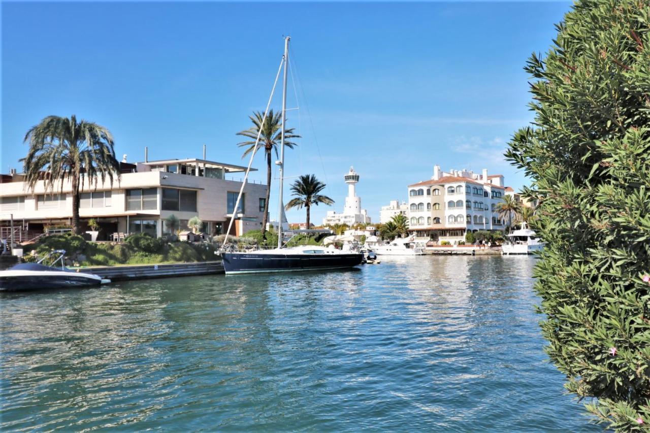 Delta Muga, Piso Muy Cerca De La Playa Apartment Empuriabrava Luaran gambar